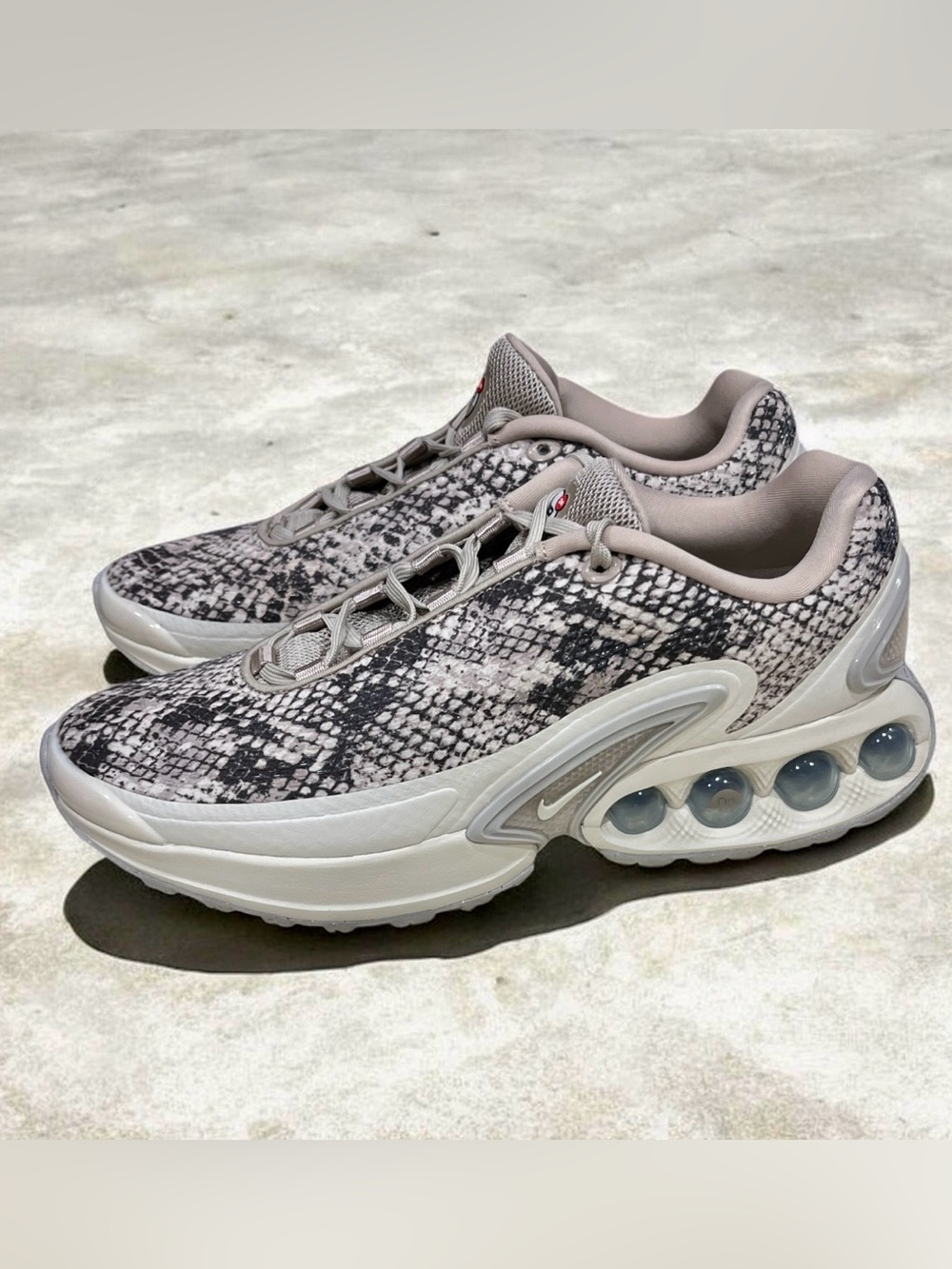 Nike Air Max Dn Premium "Snakeskin" women's sneakers 9